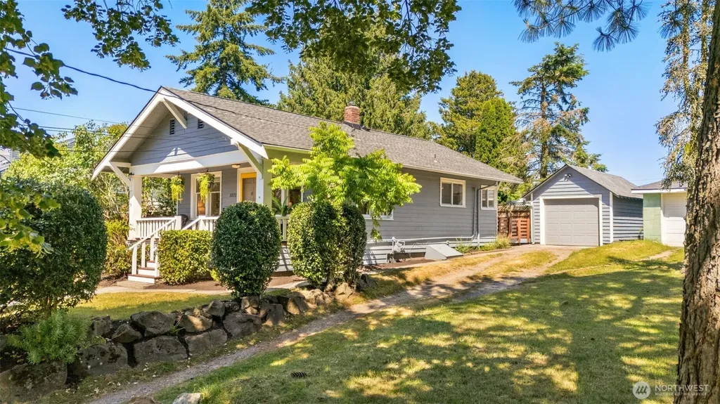 3222 38th Avenue SW Seattle WA 98126