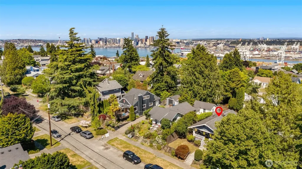 3222 38th Avenue SW Seattle WA 98126