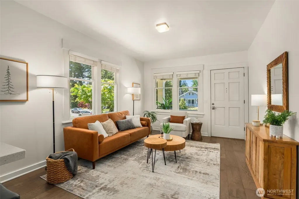 3222 38th Avenue SW Seattle WA 98126