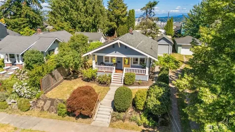 3222 38th Avenue SW Seattle WA 98126