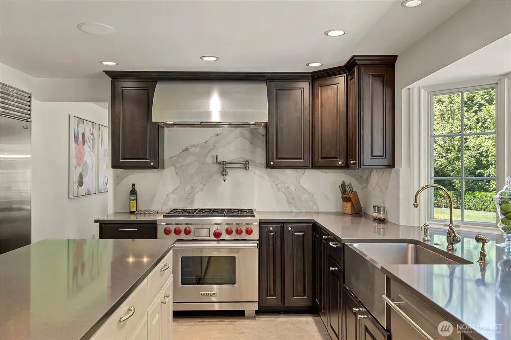 2553 Medina Circle Medina WA 98039