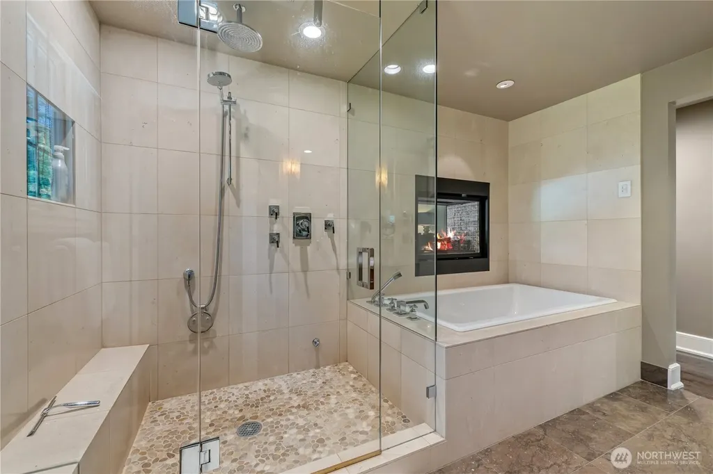 2553 Medina Circle Medina WA 98039
