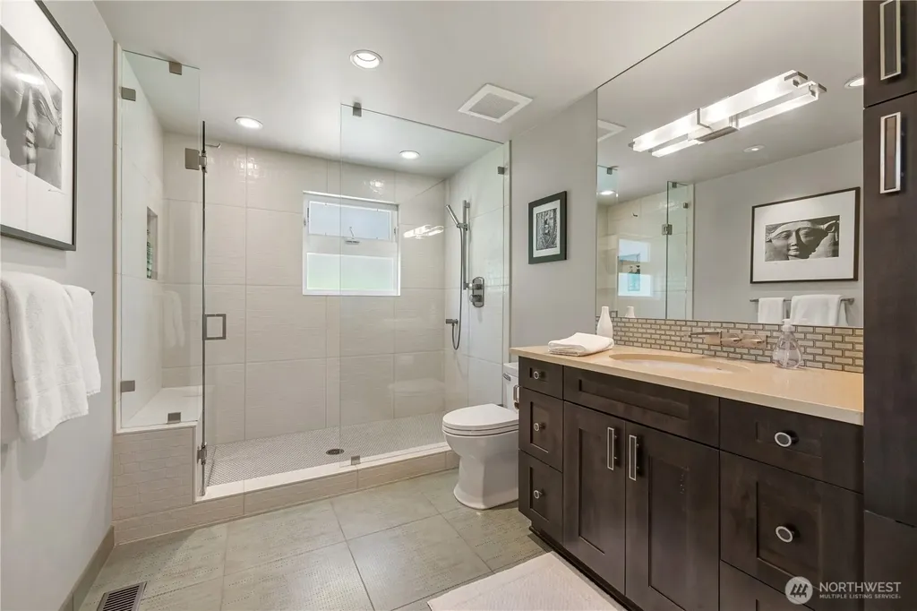 2553 Medina Circle Medina WA 98039