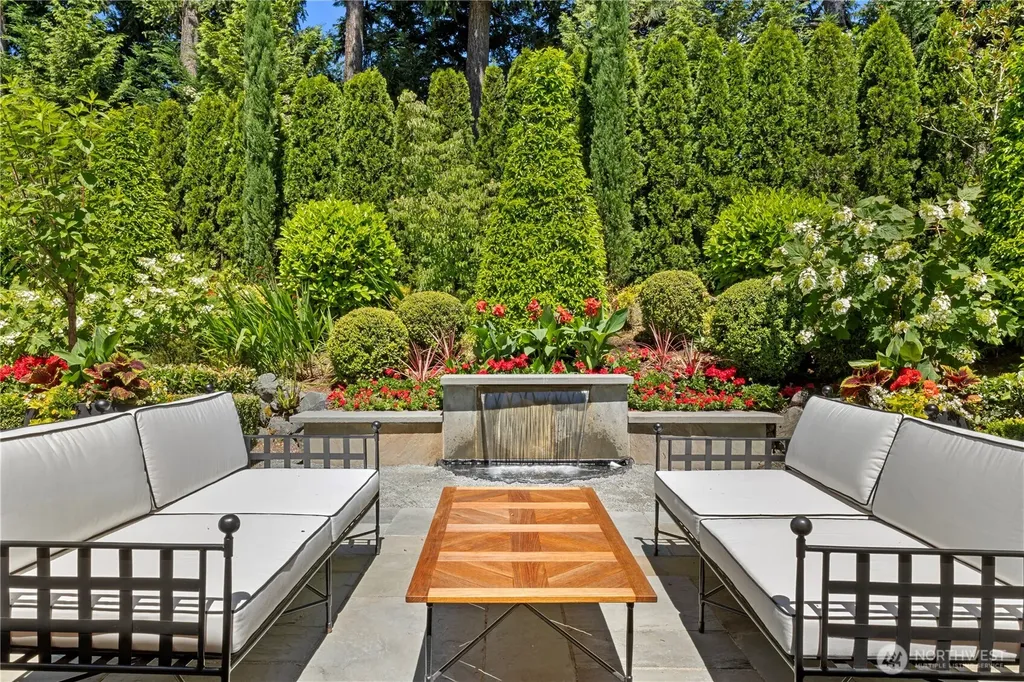 2553 Medina Circle Medina WA 98039