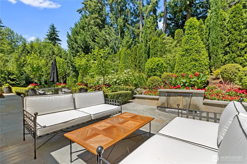 2553 Medina Circle Medina WA 98039