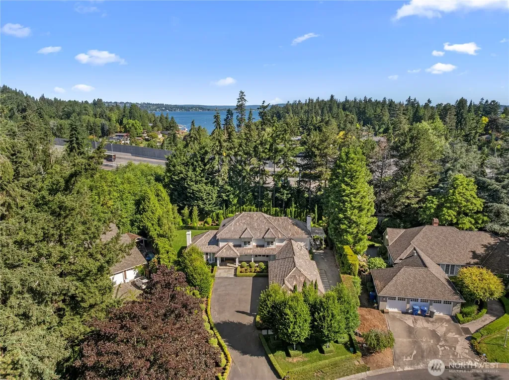 2553 Medina Circle Medina WA 98039