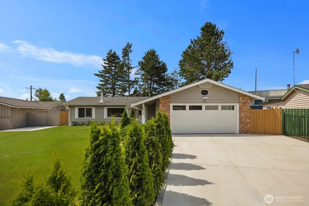 16715 116th Place SE Renton WA 98058