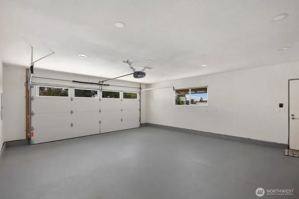 16715 116th Place SE Renton WA 98058