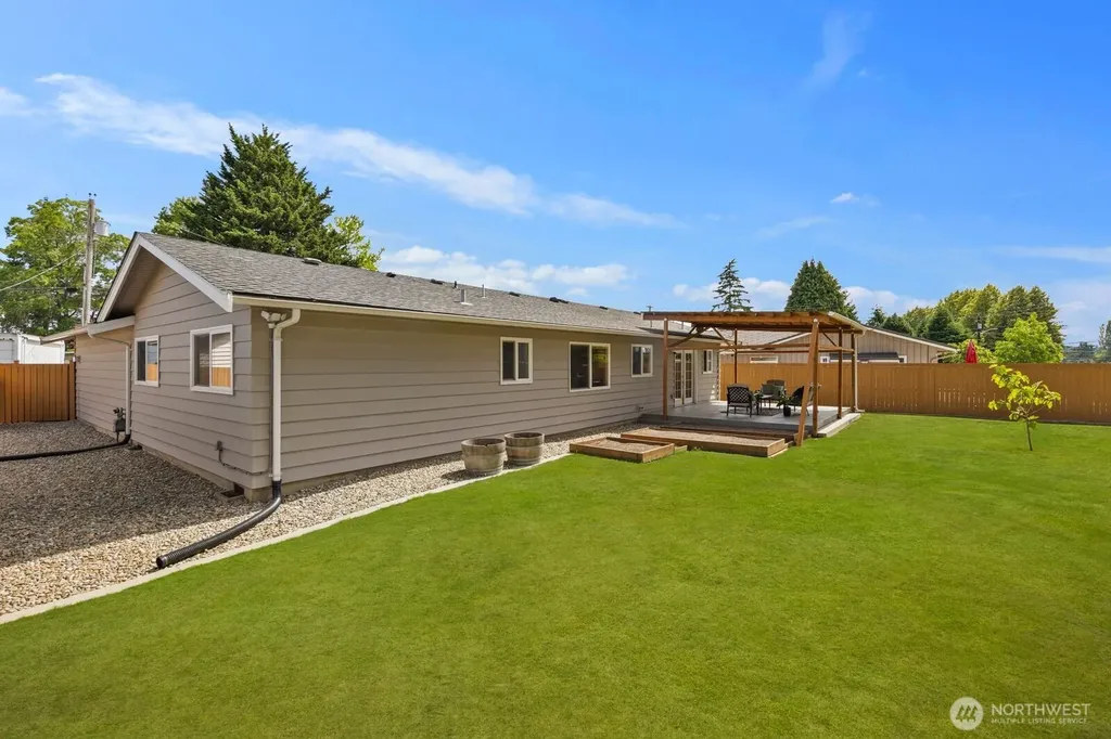 16715 116th Place SE Renton WA 98058