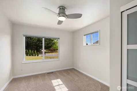 16715 116th Place SE Renton WA 98058