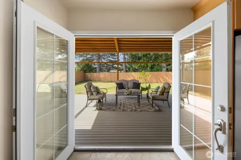 16715 116th Place SE Renton WA 98058
