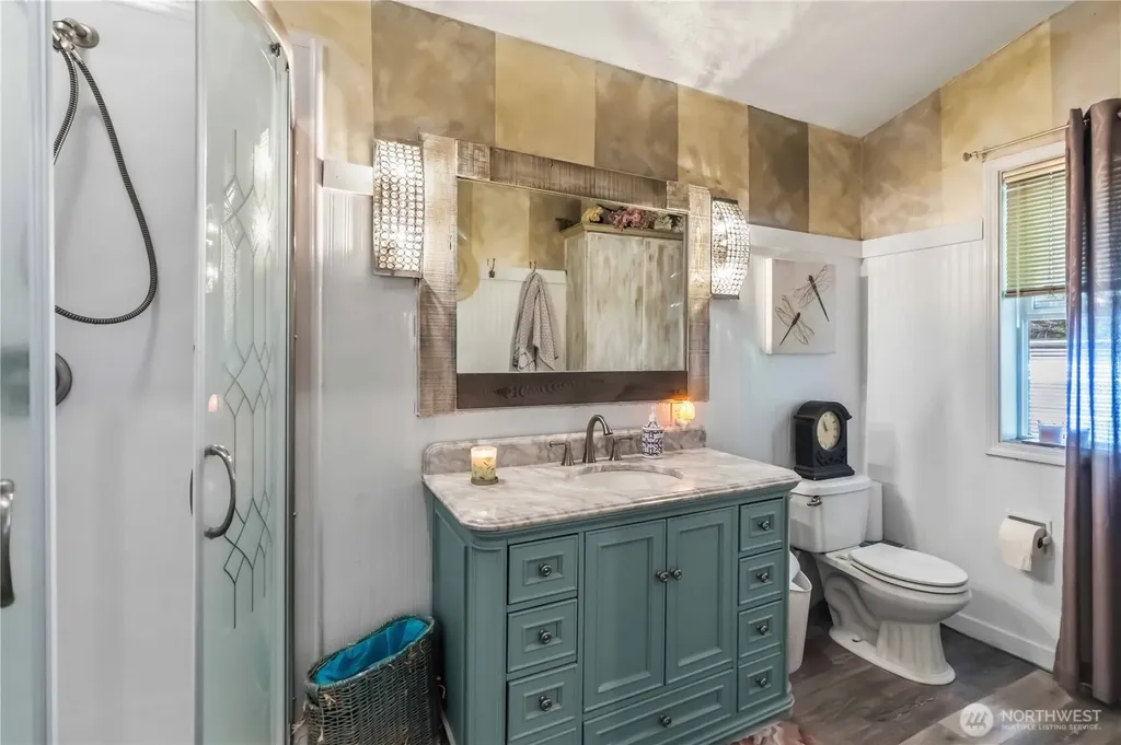 209 W Beacon Hill Drive Longview WA 98632