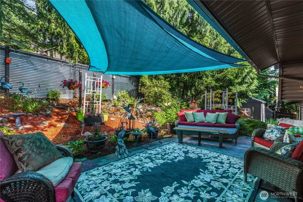 209 W Beacon Hill Drive Longview WA 98632