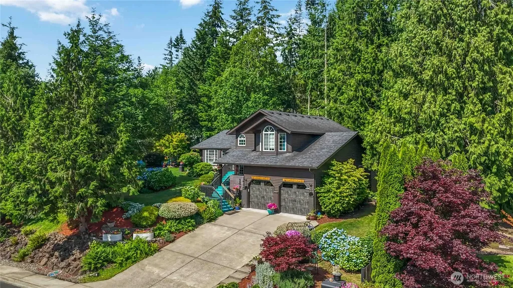 209 W Beacon Hill Drive Longview WA 98632