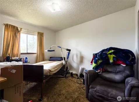 5906 S Verde Street Tacoma WA 98409