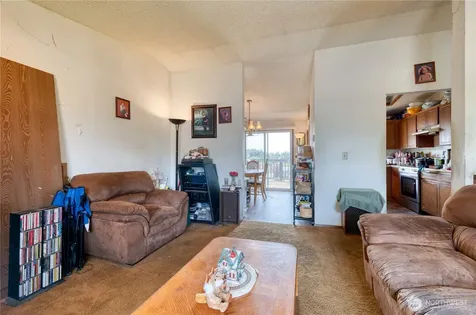 5906 S Verde Street Tacoma WA 98409