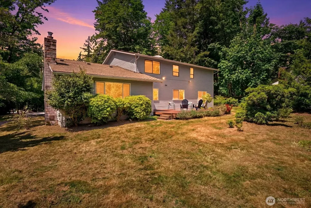 2006 245th Avenue SE Sammamish WA 98075