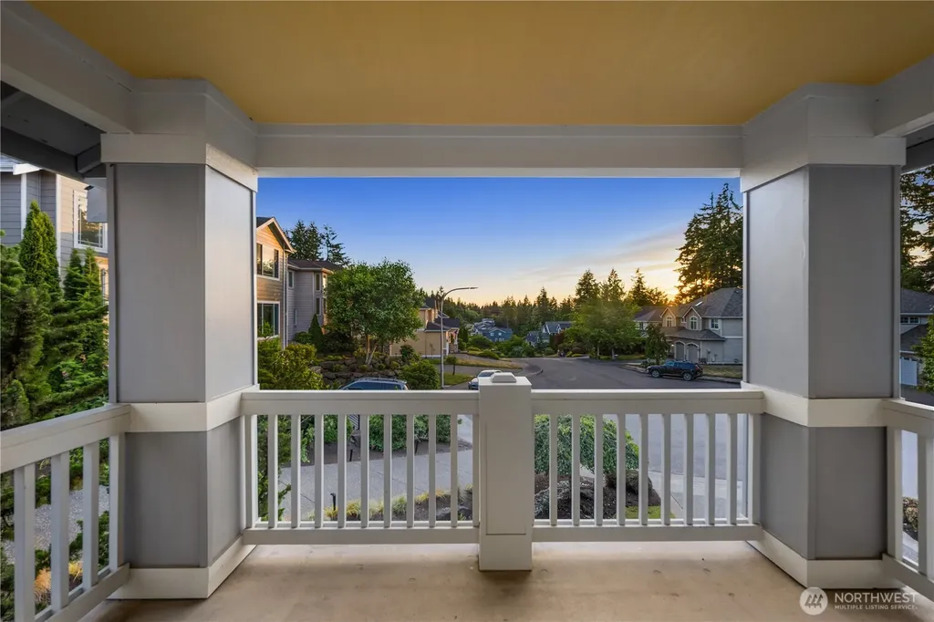 4227 NE 27th Place Renton WA 98059