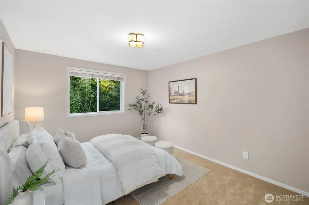 4227 NE 27th Place Renton WA 98059