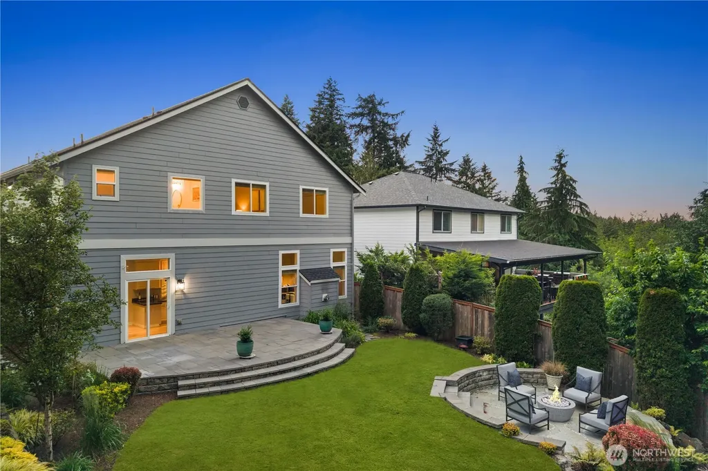 4227 NE 27th Place Renton WA 98059