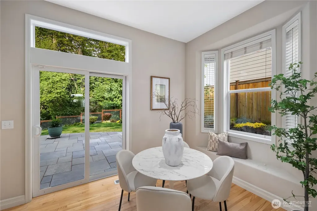 4227 NE 27th Place Renton WA 98059