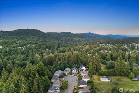 4227 NE 27th Place Renton WA 98059