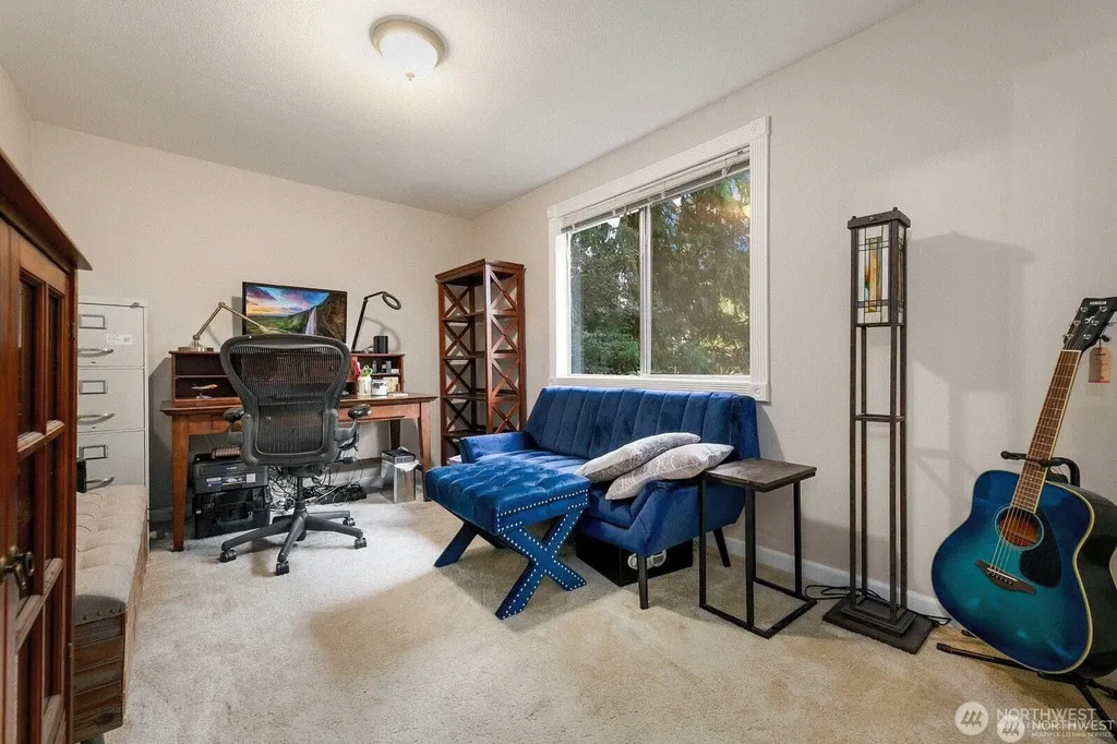 12421 NE 65th Place Kirkland WA 98033