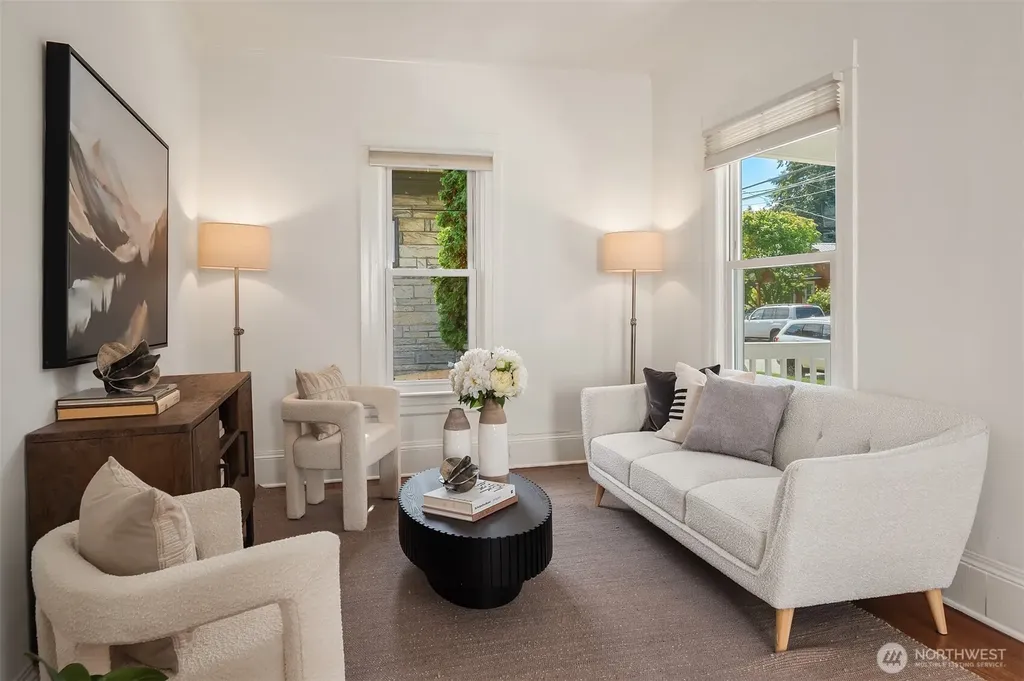 830 NE 59th Street Seattle WA 98105