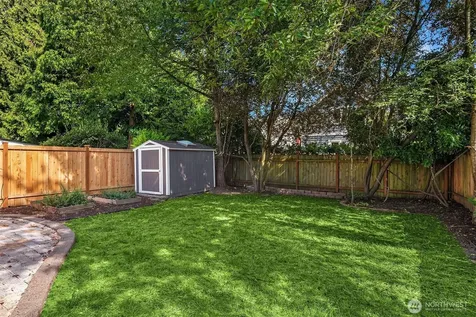 830 NE 59th Street Seattle WA 98105