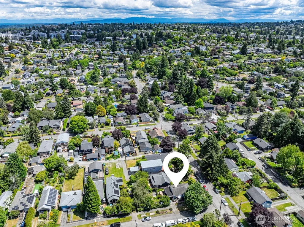 5050 50th Avenue SW Seattle WA 98136