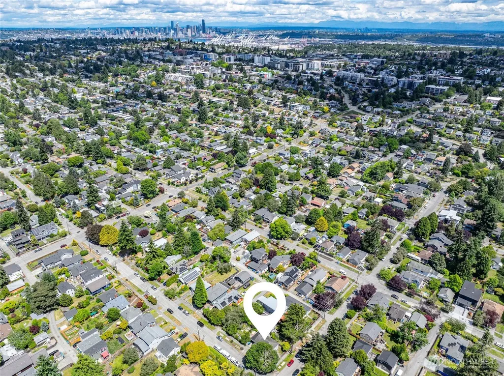 5050 50th Avenue SW Seattle WA 98136