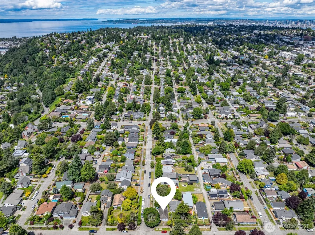 5050 50th Avenue SW Seattle WA 98136