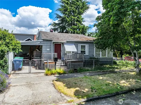 5050 50th Avenue SW Seattle WA 98136