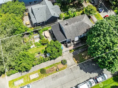 5050 50th Avenue SW Seattle WA 98136