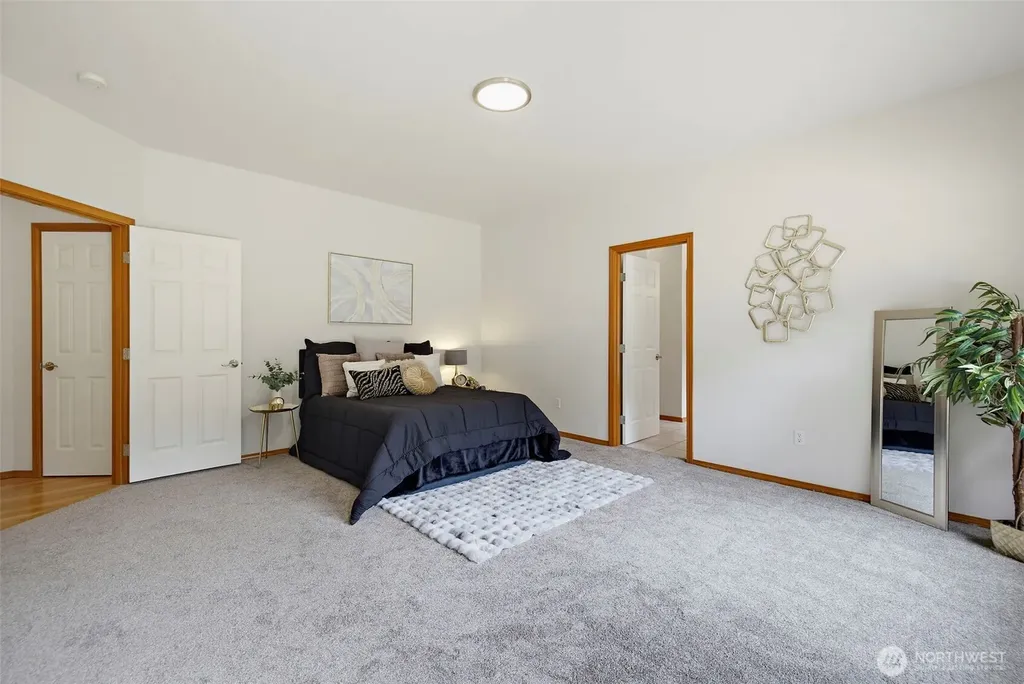 32704 110th Avenue SE Auburn WA 98092