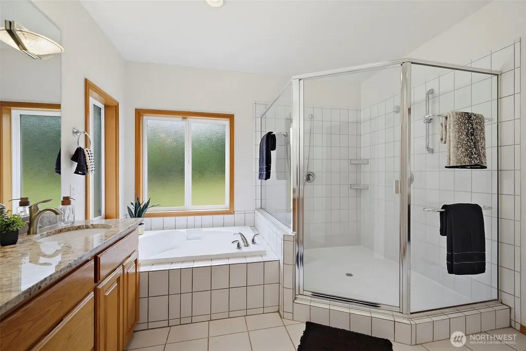 32704 110th Avenue SE Auburn WA 98092