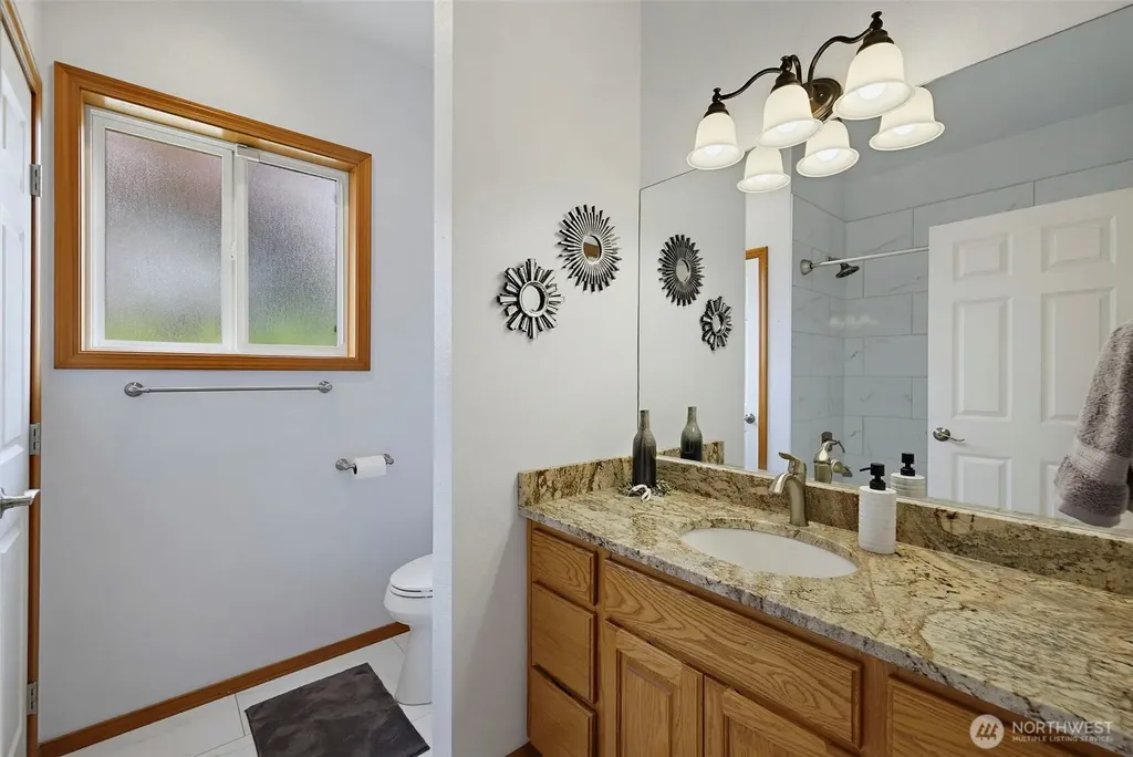32704 110th Avenue SE Auburn WA 98092
