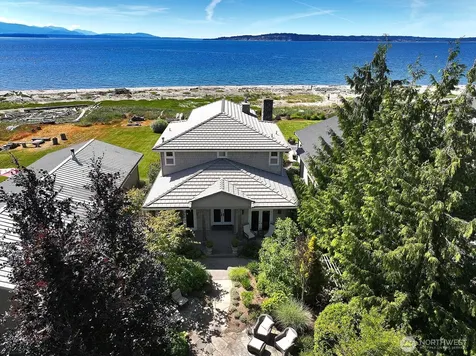 7532 Maxwelton Beach Lane Clinton WA 98236