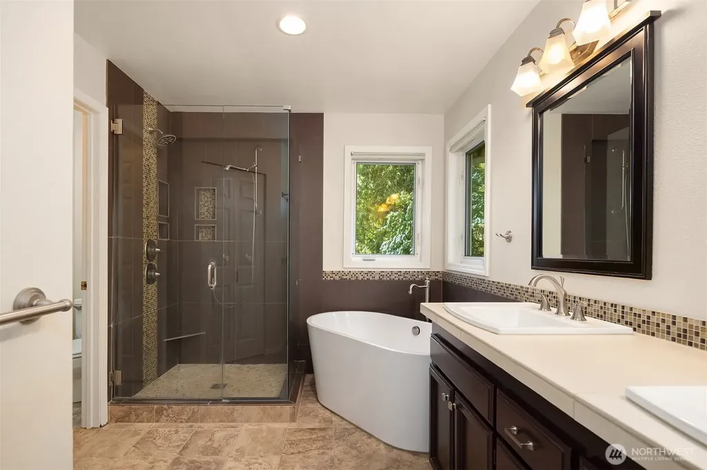 4431 329th Place SE Fall City WA 98024