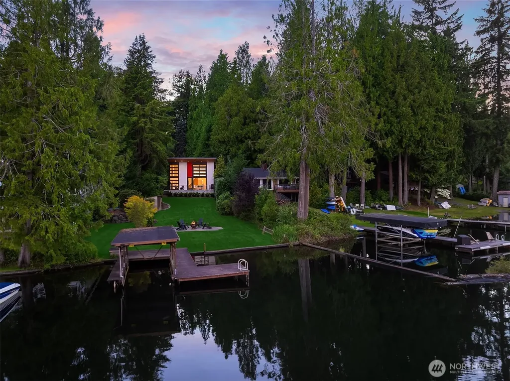 113 NW Lake Roesiger Road Snohomish WA 98290