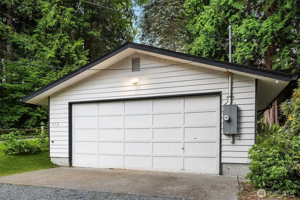 113 NW Lake Roesiger Road Snohomish WA 98290