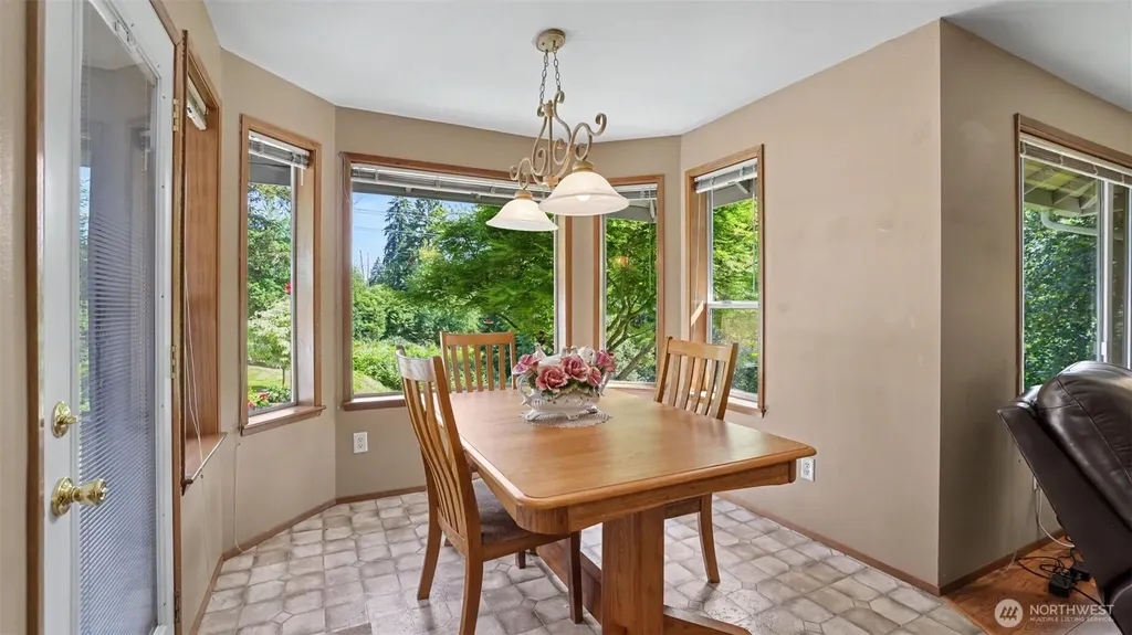 11011 210th Street SE Snohomish WA 98296