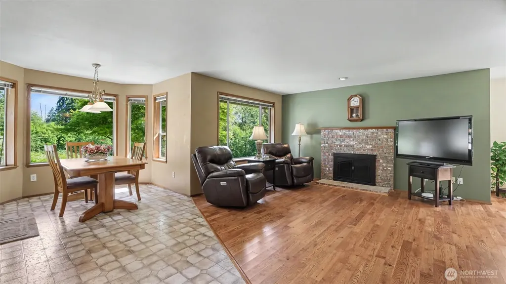 11011 210th Street SE Snohomish WA 98296
