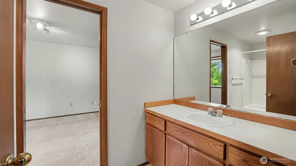 11011 210th Street SE Snohomish WA 98296