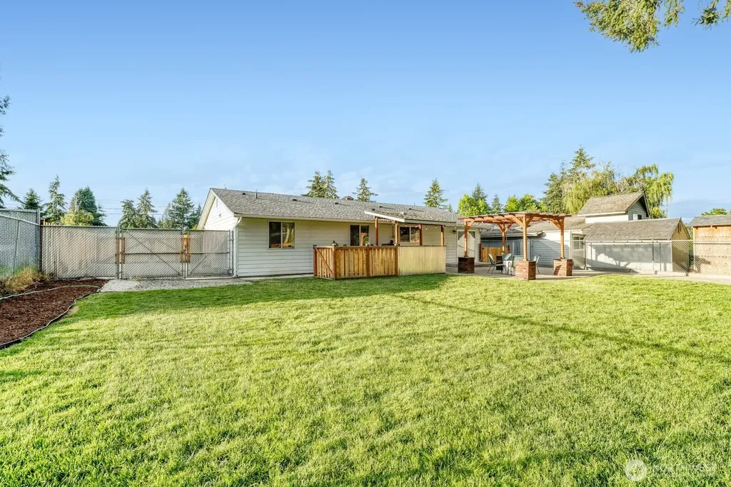 2349 SW 341st Place Federal Way WA 98023