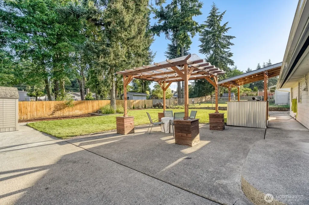 2349 SW 341st Place Federal Way WA 98023