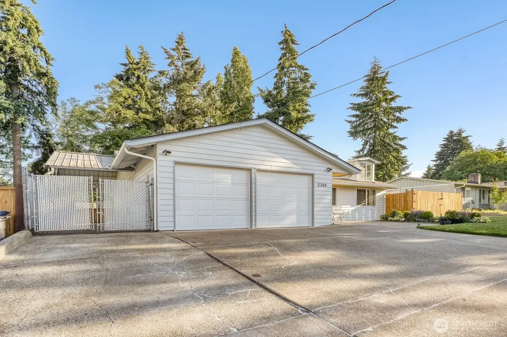 2349 SW 341st Place Federal Way WA 98023