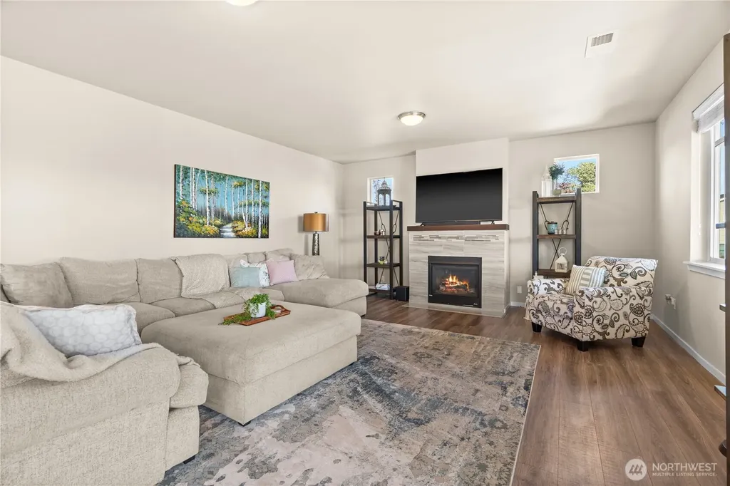 2908 177th Street Ct E Tacoma WA 98445