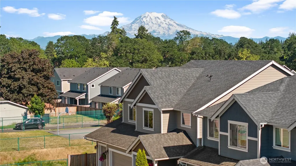 2908 177th Street Ct E Tacoma WA 98445