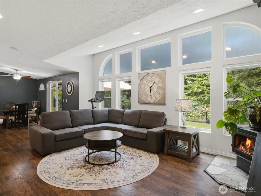 17023 76th Street Ct E Sumner WA 98390